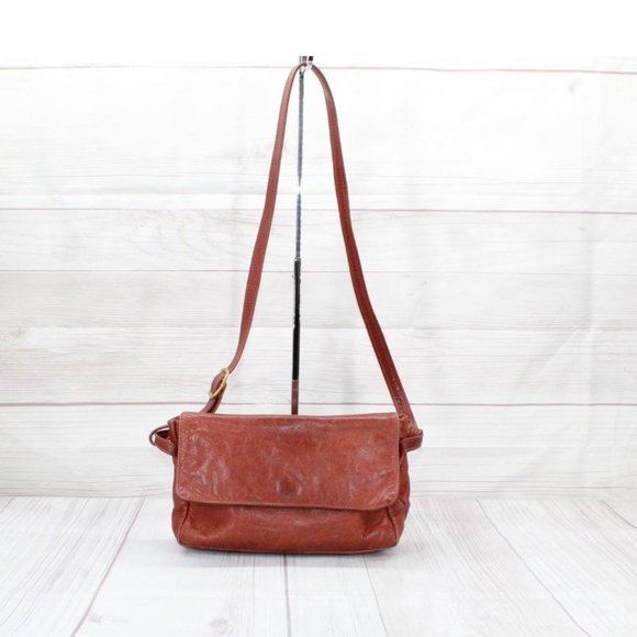 Beggar’s Pouch Handbags - Beggar’s Pouch Brown Distressed Leather Flap Compartment Crossbody Bag